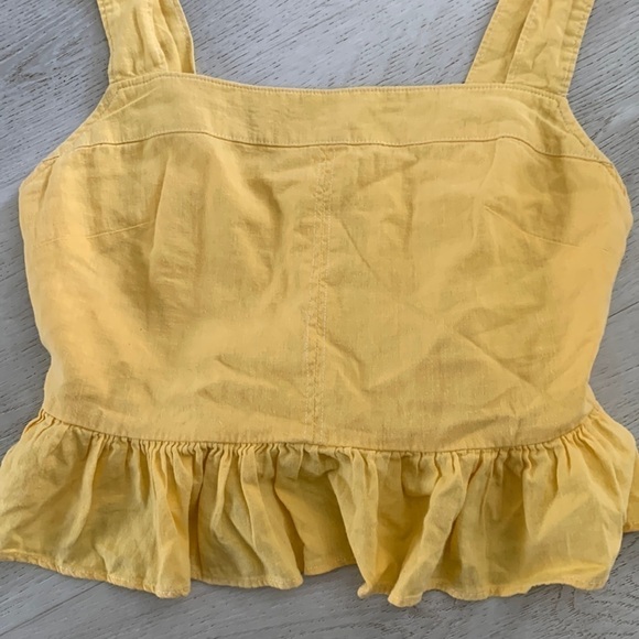 Urban Outfitters‎ Small Yellow Crop Top smocked linen blend straps ruffle size S - Picture 2 of 8